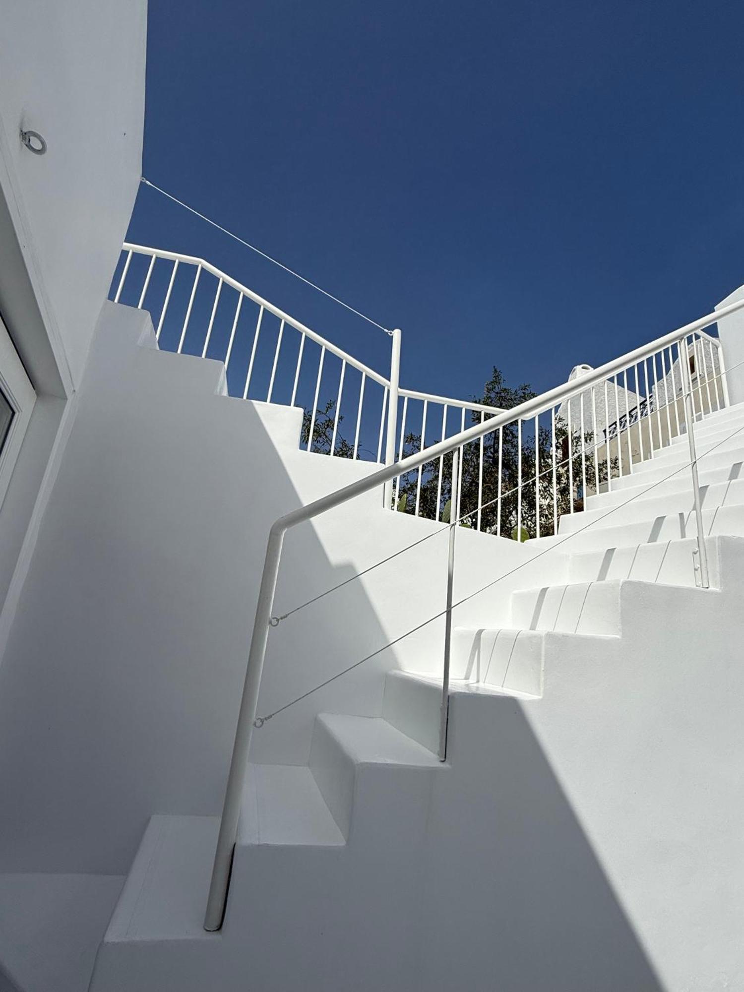 Aesthesis Boutique Villas Fira Exterior photo