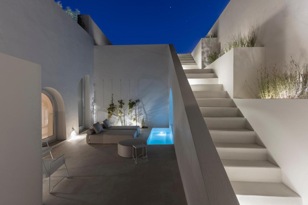 Aesthesis Boutique Villas Fira Exterior photo