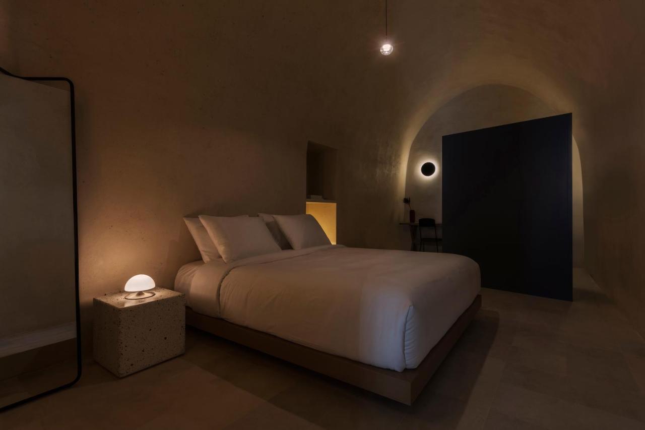 Aesthesis Boutique Villas Fira Exterior photo