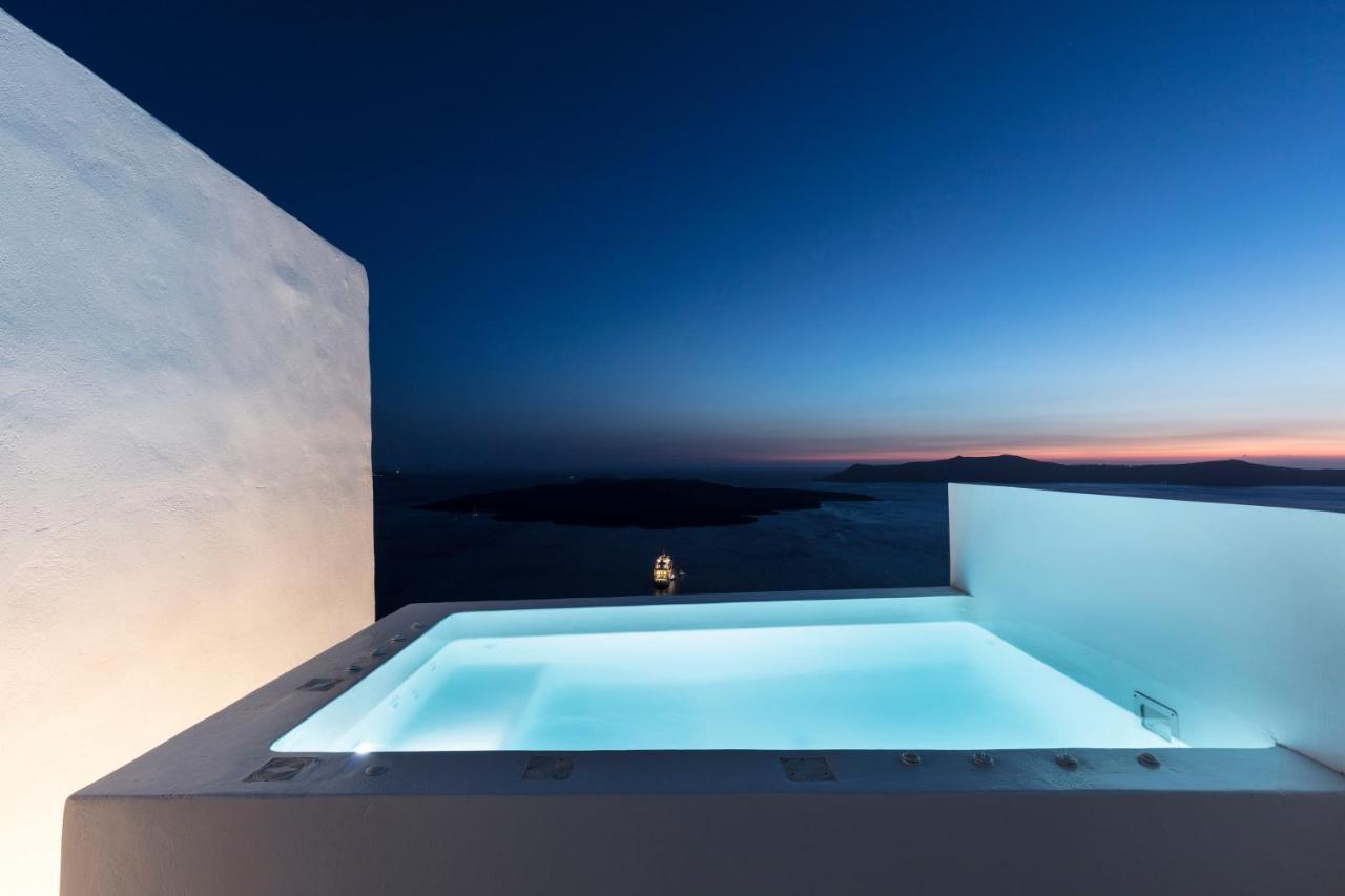 Aesthesis Boutique Villas Fira Exterior photo