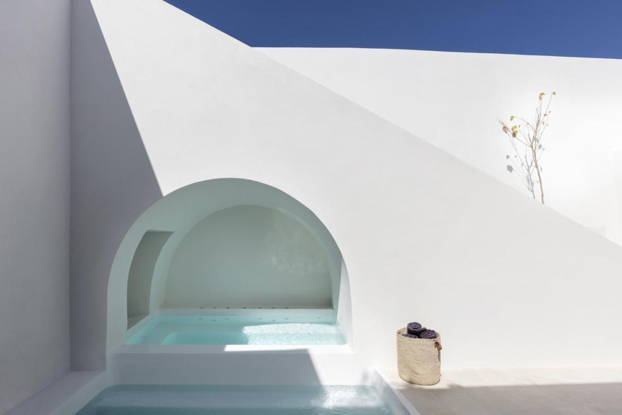 Aesthesis Boutique Villas Fira Exterior photo