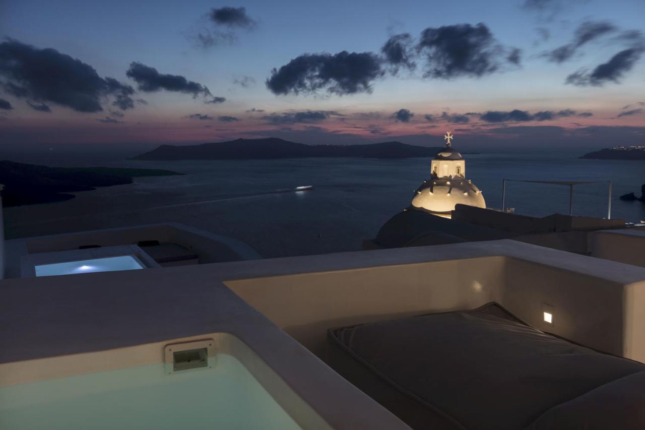 Aesthesis Boutique Villas Fira Exterior photo